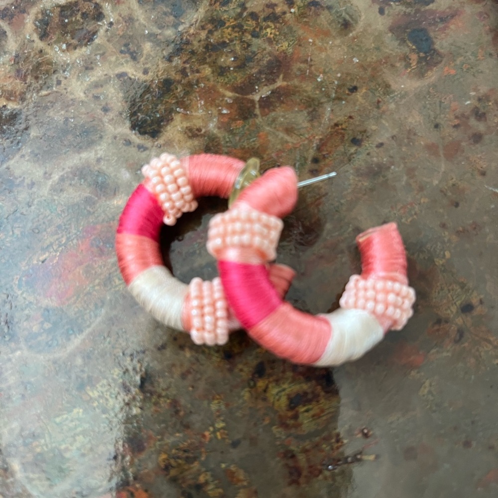 Fun hoop earrings. Great for Spring and Summer.